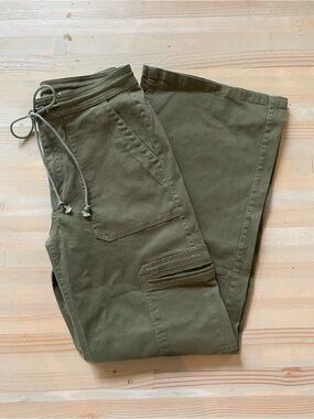 Millibon Olive Green Cargo Pants - Size: Small